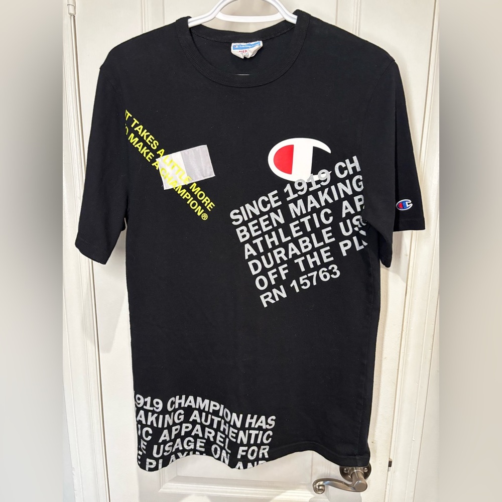 Vintage Champion All Over Design Tshirt Women’s Size Small